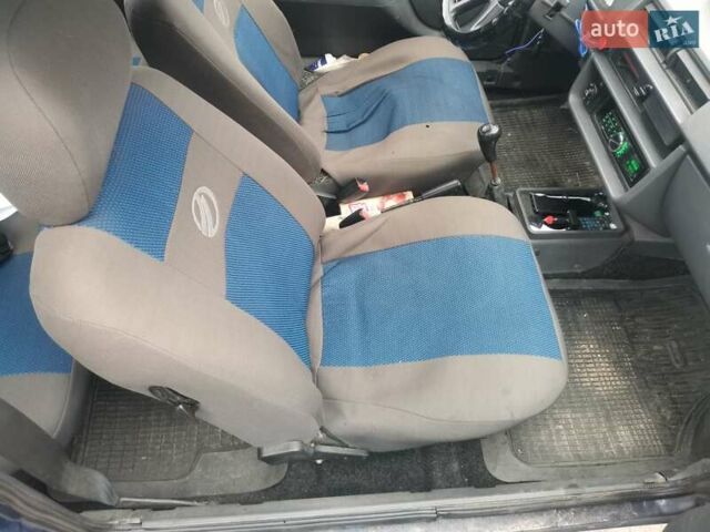 Синий ЗАЗ 1102 Таврія-Нова, объемом двигателя 1.2 л и пробегом 195 тыс. км за 1200 $, фото 6 на Automoto.ua