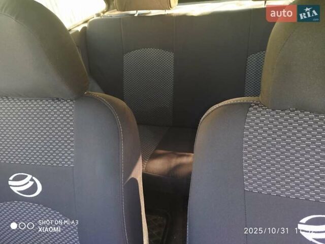 Зелений ЗАЗ 1102 Таврія-Нова, об'ємом двигуна 1.1 л та пробігом 86 тис. км за 1500 $, фото 12 на Automoto.ua