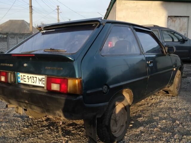Зелений ЗАЗ 1102 Таврия-Нова, об'ємом двигуна 1.1 л та пробігом 132 тис. км за 550 $, фото 4 на Automoto.ua