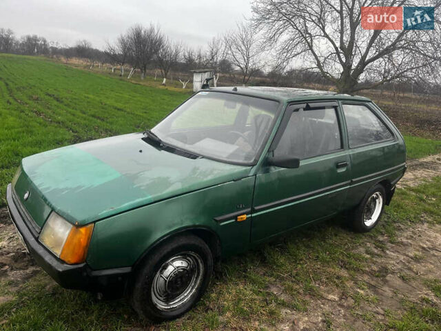 Зеленый ЗАЗ 1102 Таврія-Нова, объемом двигателя 1.2 л и пробегом 300 тыс. км за 900 $, фото 2 на Automoto.ua
