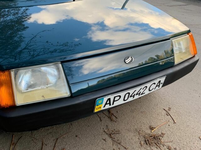 ЗАЗ 1102 Таврия-Нова 2004 у Кременчуге на Automoto.ua Зелений ЗАЗ 1102 Таврия-Нова, об'ємом двигуна 1.1 л та пробігом 48 тис. км за 1183 $, фото 3 на Automoto.ua