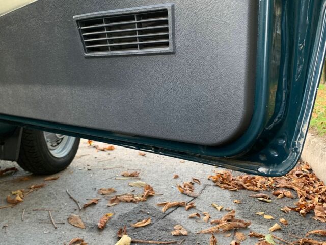 Зеленый ЗАЗ 1102 Таврия-Нова, объемом двигателя 1.1 л и пробегом 48 тыс. км за 1183 $, фото 9 на Automoto.ua