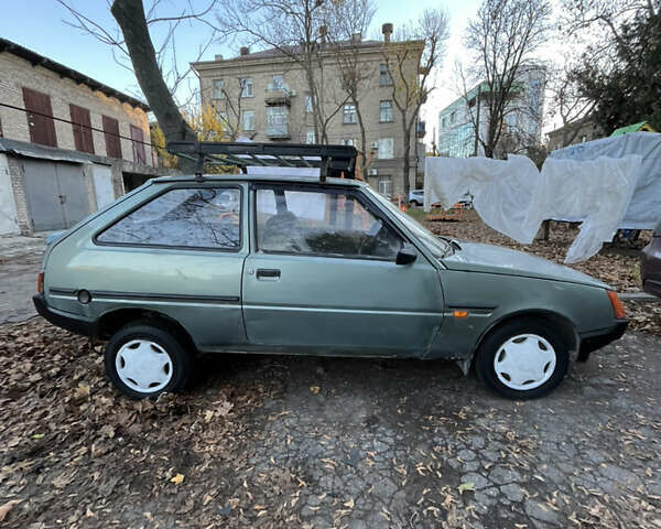 Зеленый ЗАЗ 1102 Таврія-Нова, объемом двигателя 1.2 л и пробегом 210 тыс. км за 29000 $, фото 9 на Automoto.ua