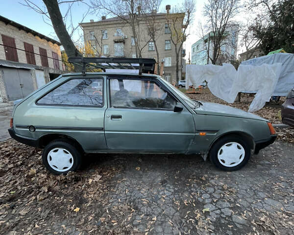 Зеленый ЗАЗ 1102 Таврія-Нова, объемом двигателя 1.2 л и пробегом 210 тыс. км за 29000 $, фото 8 на Automoto.ua