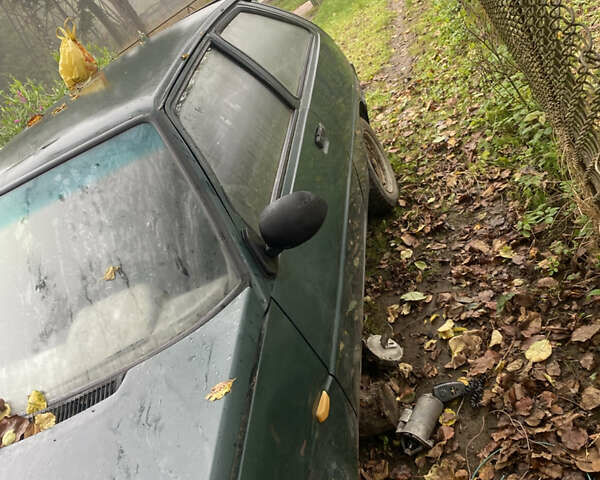 Зеленый ЗАЗ 1102 Таврія-Нова, объемом двигателя 1.2 л и пробегом 200 тыс. км за 350 $, фото 1 на Automoto.ua