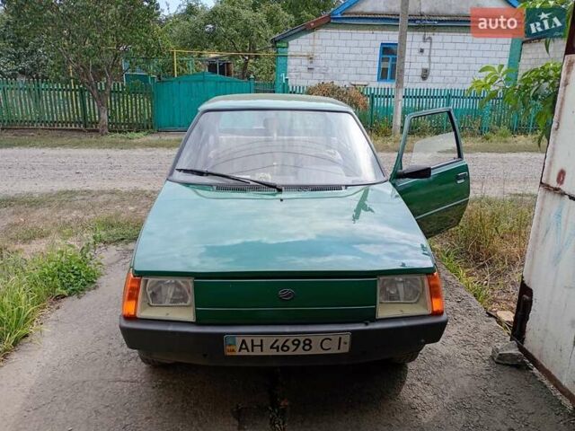 Зеленый ЗАЗ 1102 Таврія-Нова, объемом двигателя 1.09 л и пробегом 40 тыс. км за 1700 $, фото 3 на Automoto.ua