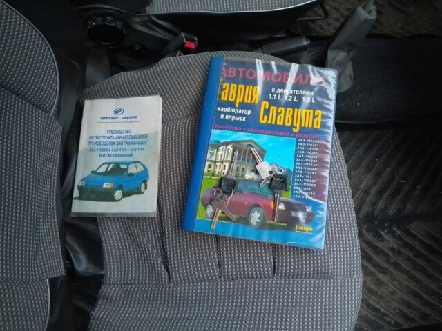 ЗАЗ 1103 Славута 2001 в Прилуках на Automoto.ua Белый ЗАЗ 1103 Славута, объемом двигателя 1 л и пробегом 89 тыс. км за 1200 $, фото 7 на Automoto.ua