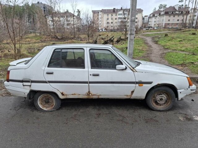 Білий ЗАЗ 1103 Славута, об'ємом двигуна 1.3 л та пробігом 130 тис. км за 225 $, фото 1 на Automoto.ua
