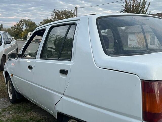 Білий ЗАЗ 1103 Славута, об'ємом двигуна 0 л та пробігом 125 тис. км за 841 $, фото 8 на Automoto.ua