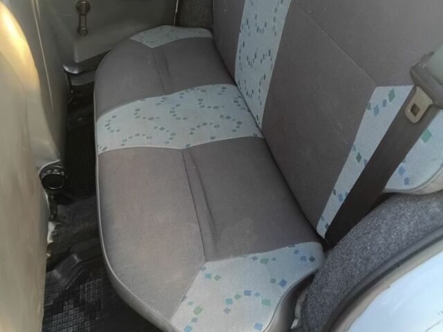 Белый ЗАЗ 1103 Славута, объемом двигателя 1 л и пробегом 167 тыс. км за 850 $, фото 7 на Automoto.ua