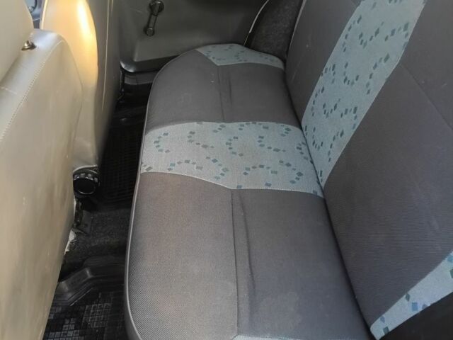 Белый ЗАЗ 1103 Славута, объемом двигателя 1 л и пробегом 167 тыс. км за 850 $, фото 5 на Automoto.ua