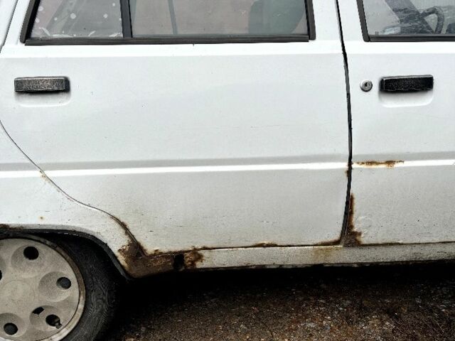 Белый ЗАЗ 1103 Славута, объемом двигателя 1.2 л и пробегом 500 тыс. км за 400 $, фото 6 на Automoto.ua