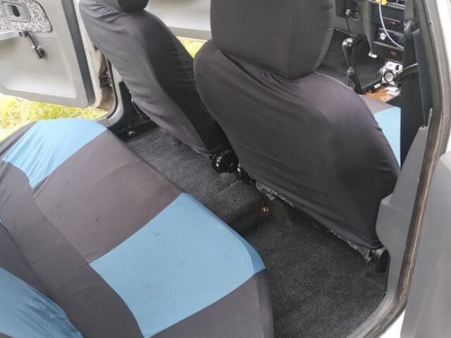 Белый ЗАЗ 1103 Славута, объемом двигателя 1.2 л и пробегом 101 тыс. км за 1182 $, фото 3 на Automoto.ua