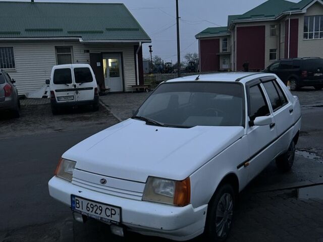 Білий ЗАЗ 1103 Славута, об'ємом двигуна 1.2 л та пробігом 130 тис. км за 1200 $, фото 3 на Automoto.ua