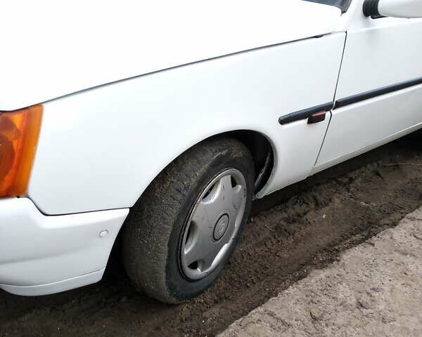 Білий ЗАЗ 1103 Славута, об'ємом двигуна 1.2 л та пробігом 82 тис. км за 1900 $, фото 2 на Automoto.ua