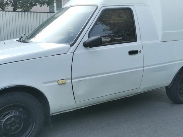 Білий ЗАЗ 1103 Славута, об'ємом двигуна 1.3 л та пробігом 88 тис. км за 950 $, фото 8 на Automoto.ua