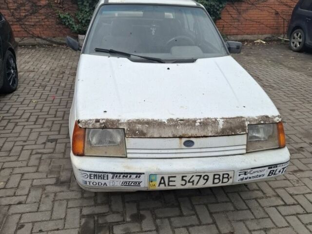 Белый ЗАЗ 1103 Славута, объемом двигателя 1.2 л и пробегом 400 тыс. км за 366 $, фото 3 на Automoto.ua