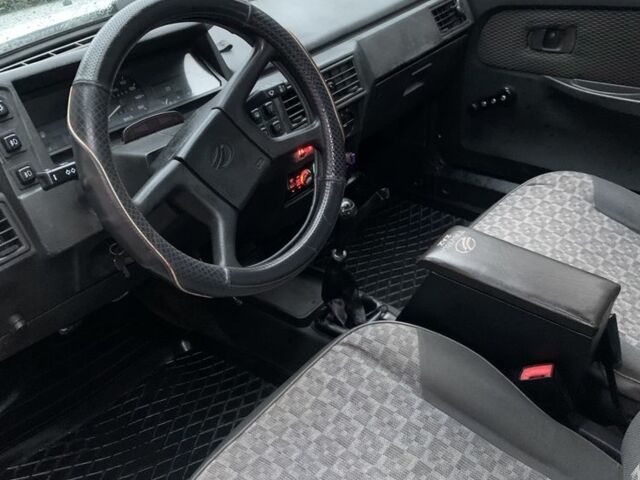 Белый ЗАЗ 1103 Славута, объемом двигателя 1.3 л и пробегом 135 тыс. км за 750 $, фото 6 на Automoto.ua