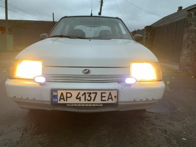 Белый ЗАЗ 1103 Славута, объемом двигателя 1.3 л и пробегом 135 тыс. км за 750 $, фото 3 на Automoto.ua