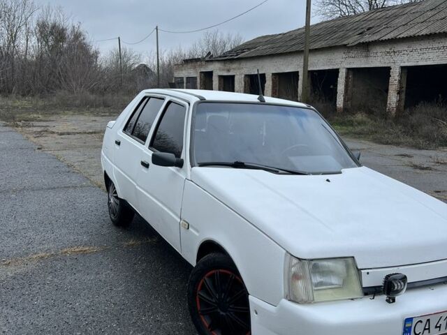 Білий ЗАЗ 1103 Славута, об'ємом двигуна 1.2 л та пробігом 136 тис. км за 758 $, фото 1 на Automoto.ua