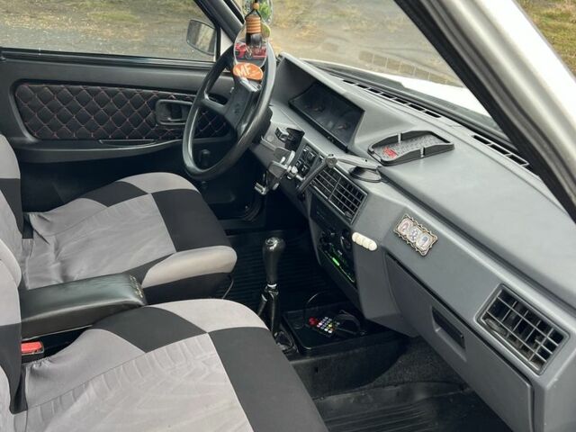 Білий ЗАЗ 1103 Славута, об'ємом двигуна 1.2 л та пробігом 136 тис. км за 758 $, фото 7 на Automoto.ua