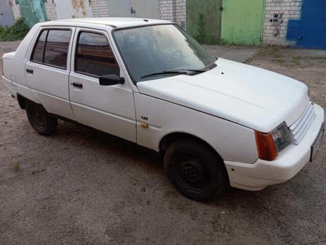 Білий ЗАЗ 1103 Славута, об'ємом двигуна 1.2 л та пробігом 1 тис. км за 650 $, фото 2 на Automoto.ua