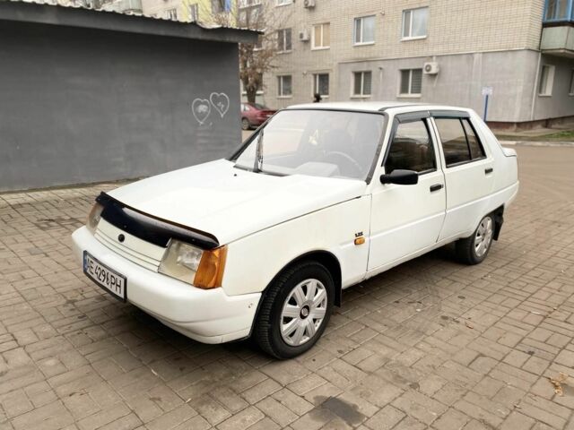 Белый ЗАЗ 1103 Славута, объемом двигателя 1.2 л и пробегом 92 тыс. км за 950 $, фото 1 на Automoto.ua