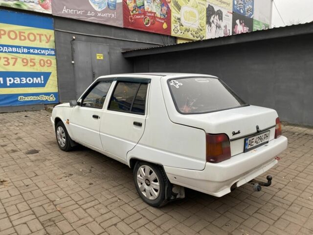 Белый ЗАЗ 1103 Славута, объемом двигателя 1.2 л и пробегом 92 тыс. км за 950 $, фото 9 на Automoto.ua