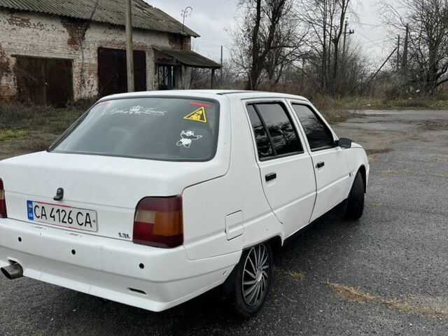 Білий ЗАЗ 1103 Славута, об'ємом двигуна 1.2 л та пробігом 136 тис. км за 758 $, фото 5 на Automoto.ua