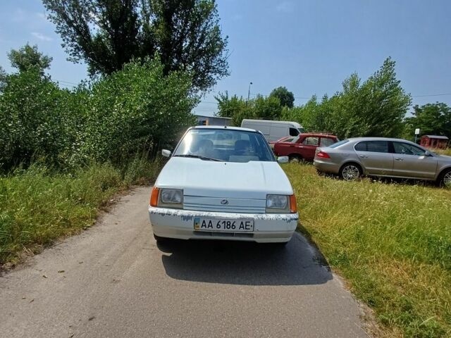 Білий ЗАЗ 1103 Славута, об'ємом двигуна 1.2 л та пробігом 140 тис. км за 600 $, фото 1 на Automoto.ua