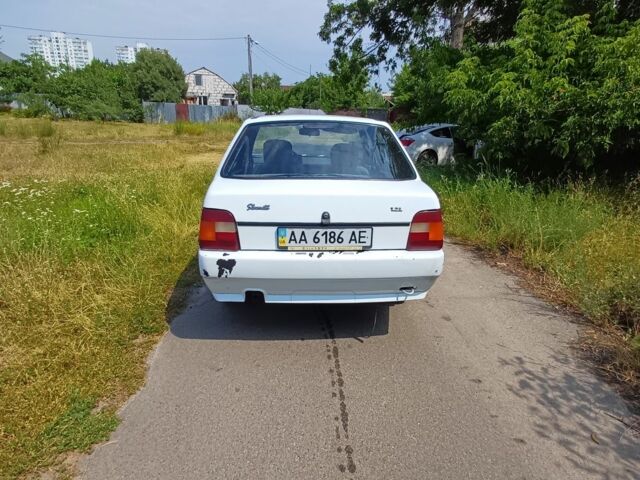 Білий ЗАЗ 1103 Славута, об'ємом двигуна 1.2 л та пробігом 140 тис. км за 600 $, фото 4 на Automoto.ua