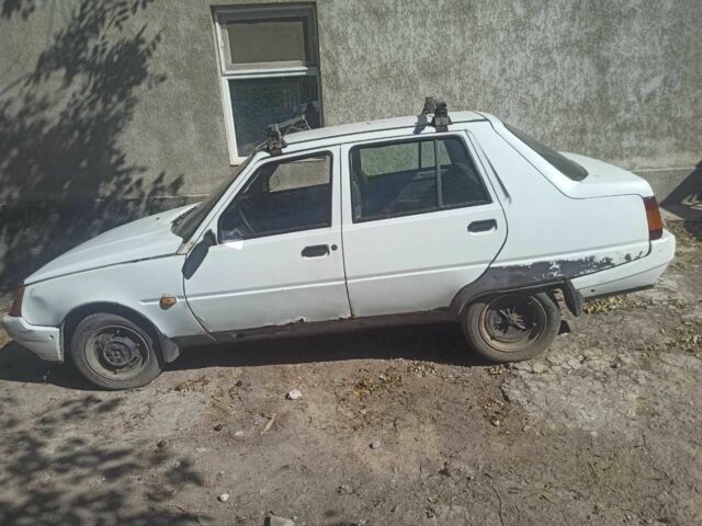 Білий ЗАЗ 1103 Славута, об'ємом двигуна 0 л та пробігом 257 тис. км за 456 $, фото 2 на Automoto.ua