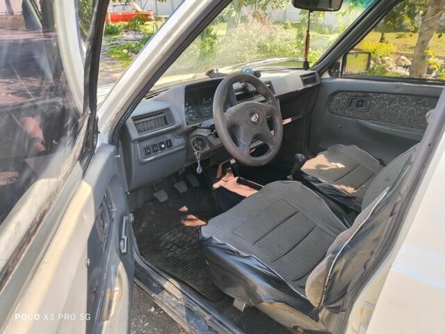 Белый ЗАЗ 1103 Славута, объемом двигателя 1.2 л и пробегом 30 тыс. км за 485 $, фото 5 на Automoto.ua