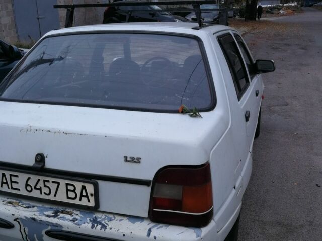 Белый ЗАЗ 1103 Славута, объемом двигателя 1.2 л и пробегом 133 тыс. км за 500 $, фото 3 на Automoto.ua