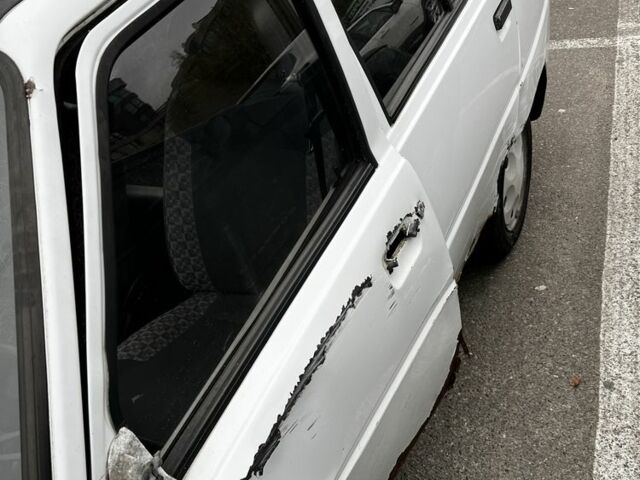 Белый ЗАЗ 1103 Славута, объемом двигателя 1.2 л и пробегом 96 тыс. км за 216 $, фото 1 на Automoto.ua