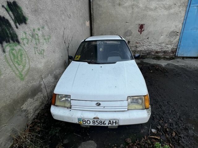 Белый ЗАЗ 1103 Славута, объемом двигателя 1.2 л и пробегом 3 тыс. км за 900 $, фото 3 на Automoto.ua