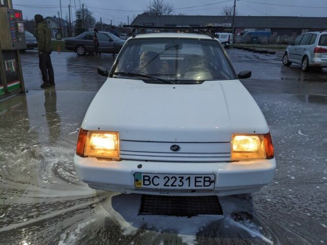 Белый ЗАЗ 1103 Славута, объемом двигателя 1.2 л и пробегом 150 тыс. км за 950 $, фото 10 на Automoto.ua