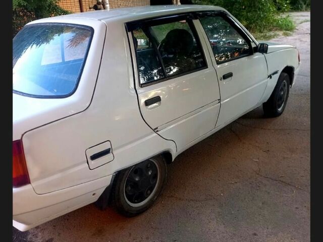 Белый ЗАЗ 1103 Славута, объемом двигателя 1.2 л и пробегом 34 тыс. км за 1100 $, фото 3 на Automoto.ua