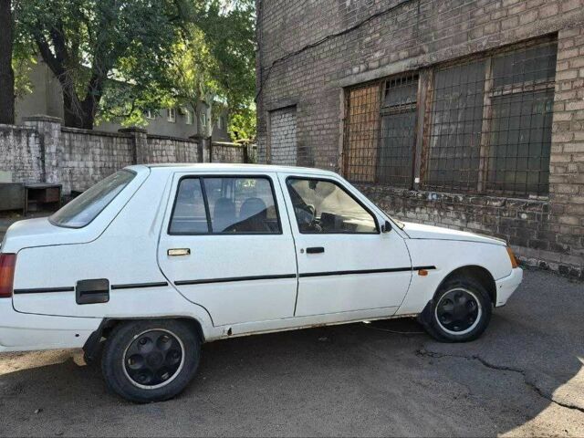 Білий ЗАЗ 1103 Славута, об'ємом двигуна 1.2 л та пробігом 138 тис. км за 900 $, фото 3 на Automoto.ua