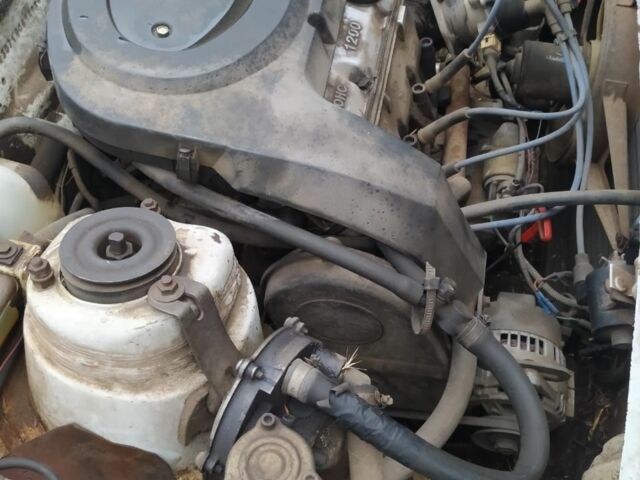 Білий ЗАЗ 1103 Славута, об'ємом двигуна 1.2 л та пробігом 300 тис. км за 381 $, фото 6 на Automoto.ua