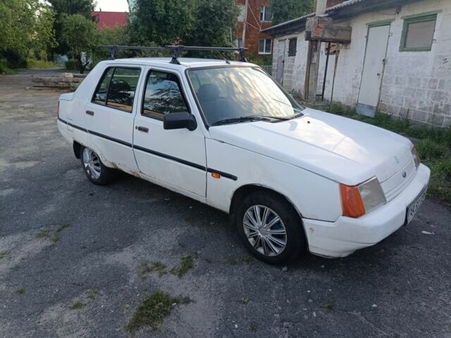Білий ЗАЗ 1103 Славута, об'ємом двигуна 0 л та пробігом 160 тис. км за 650 $, фото 1 на Automoto.ua