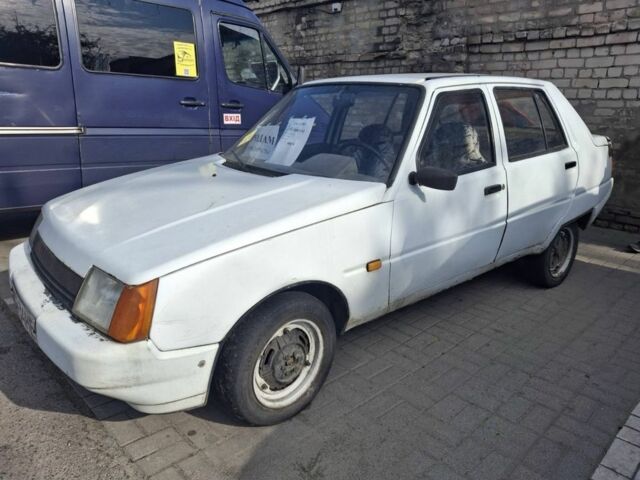 Белый ЗАЗ 1103 Славута, объемом двигателя 0 л и пробегом 100 тыс. км за 358 $, фото 3 на Automoto.ua