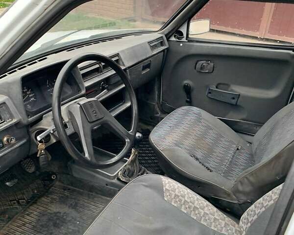 Белый ЗАЗ 1103 Славута, объемом двигателя 1.2 л и пробегом 150 тыс. км за 450 $, фото 3 на Automoto.ua