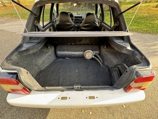 ЗАЗ 1103 Славута 2001 в Долинской на Automoto.ua Белый ЗАЗ 1103 Славута, объемом двигателя 1.2 л и пробегом 93 тыс. км за 1250 $, фото 7 на Automoto.ua