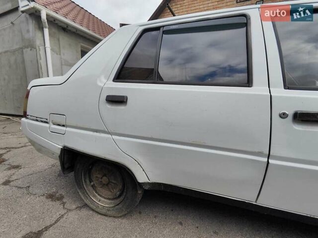 Білий ЗАЗ 1103 Славута, об'ємом двигуна 0 л та пробігом 73 тис. км за 550 $, фото 12 на Automoto.ua