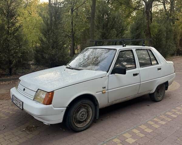 Белый ЗАЗ 1103 Славута, объемом двигателя 1.2 л и пробегом 156 тыс. км за 850 $, фото 6 на Automoto.ua