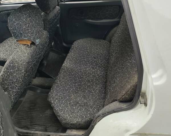 Білий ЗАЗ 1103 Славута, об'ємом двигуна 0 л та пробігом 73 тис. км за 550 $, фото 6 на Automoto.ua