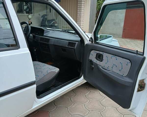 Белый ЗАЗ 1103 Славута, объемом двигателя 1.2 л и пробегом 78 тыс. км за 1550 $, фото 7 на Automoto.ua