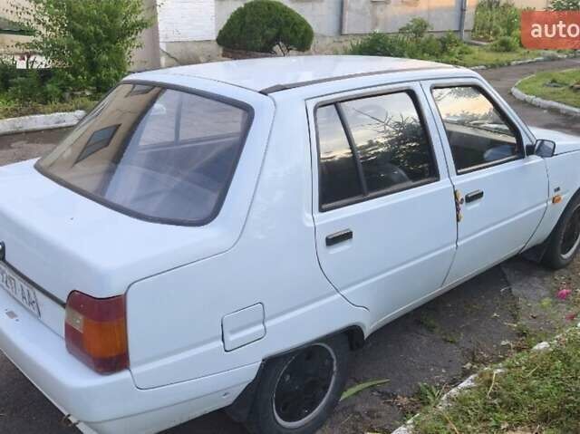 Білий ЗАЗ 1103 Славута, об'ємом двигуна 1.3 л та пробігом 200 тис. км за 850 $, фото 1 на Automoto.ua