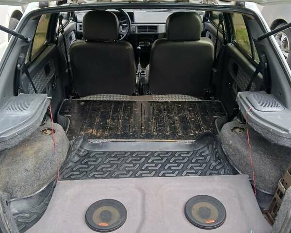 Белый ЗАЗ 1103 Славута, объемом двигателя 1.2 л и пробегом 140 тыс. км за 900 $, фото 9 на Automoto.ua